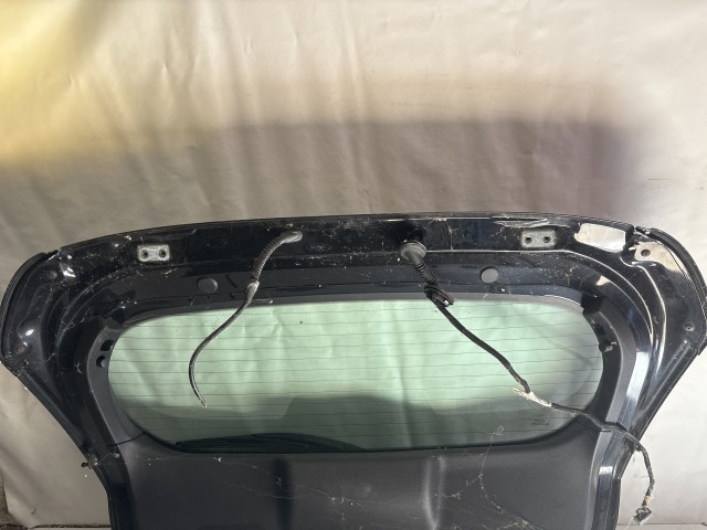 13557 Ford Fiesta Mk6 2008-2019 Csomagtérajtó Használt  Fekete