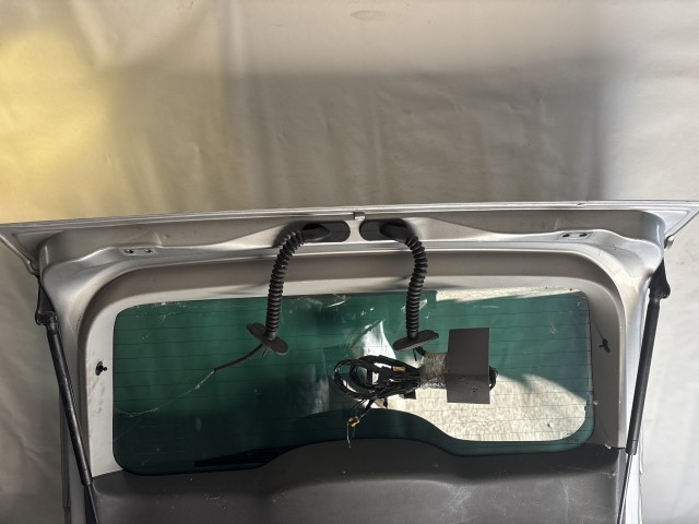 13558 Ford C-max 2010-2019 Csomagtérajtó Használt  Ezüst