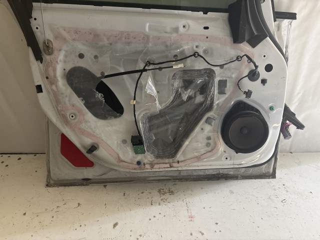 13560 Opel Astra J Használt Bal első Ajtó Fehér
