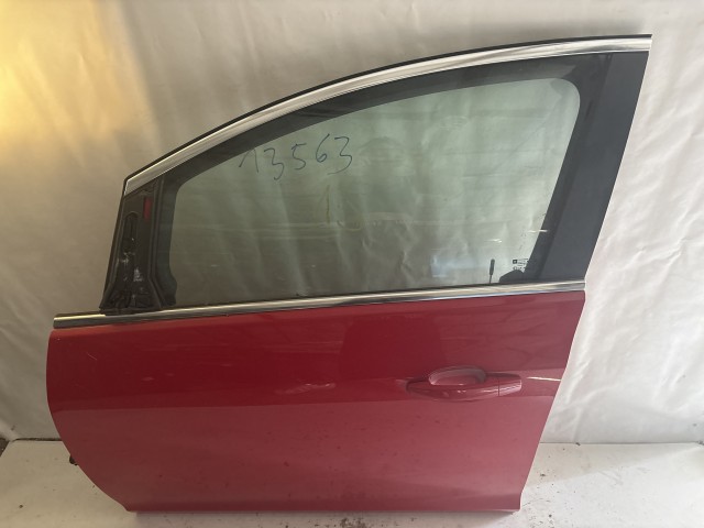 13563 Opel Astra J Bal első Ajtó Piros
