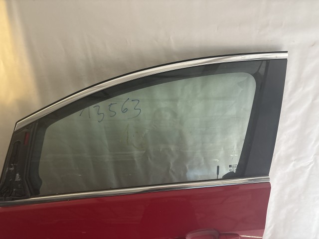 13563 Opel Astra J Bal első Ajtó Piros