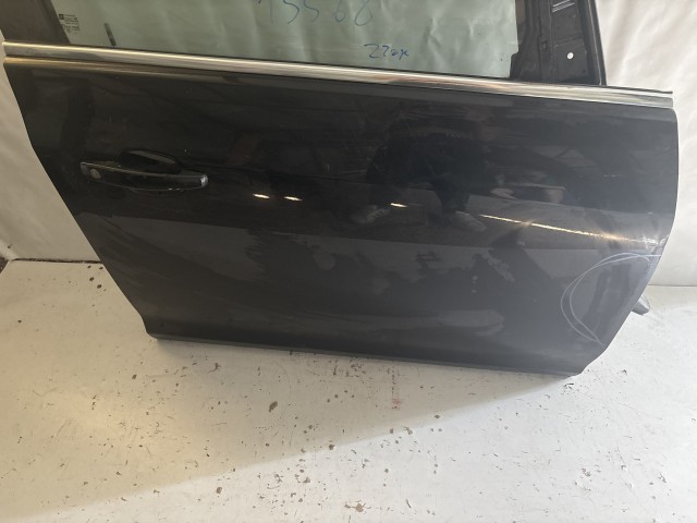 13568 Opel Astra J Jobb első Ajtó Fekete Z20r a képen látható sérüléssel