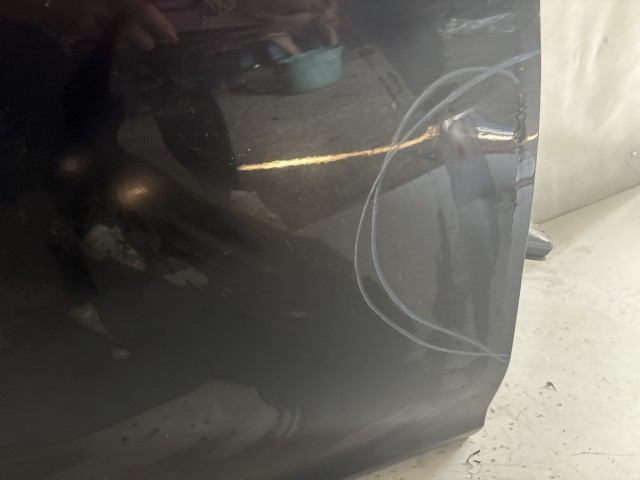 13568 Opel Astra J Jobb első Ajtó Fekete Z20r a képen látható sérüléssel