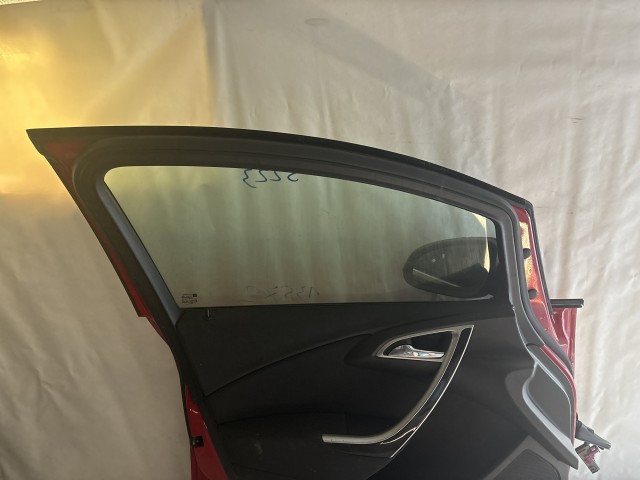 13572 Opel Astra J Bal első Ajtó Piros