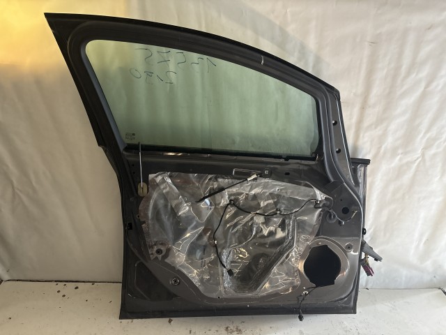 13575 Opel Astra J Bal első Ajtó Grafit Z190
