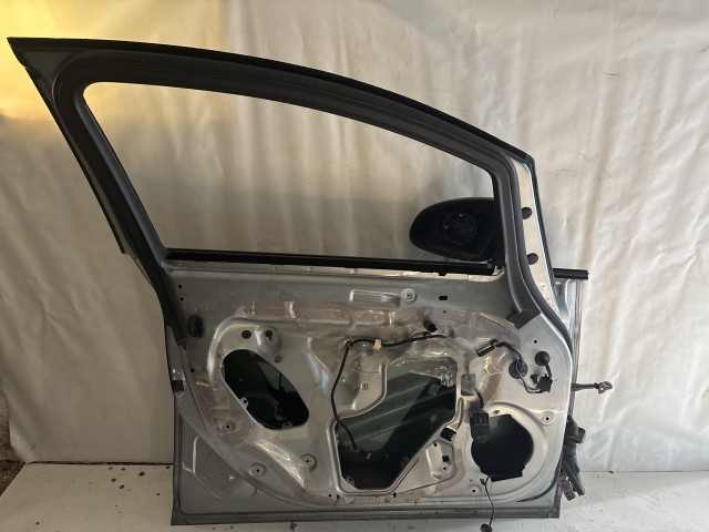 13574 Opel Astra J Bal első Ajtó Szürke Z179