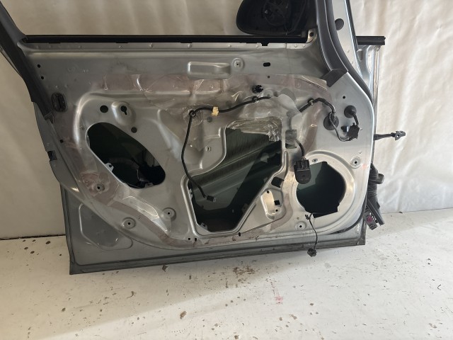 13574 Opel Astra J Bal első Ajtó Szürke Z179