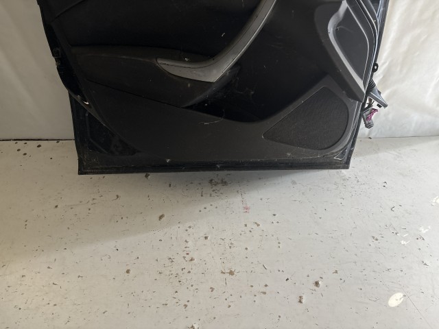 13576 Opel Astra J Bal első Ajtó Fekete Z20r