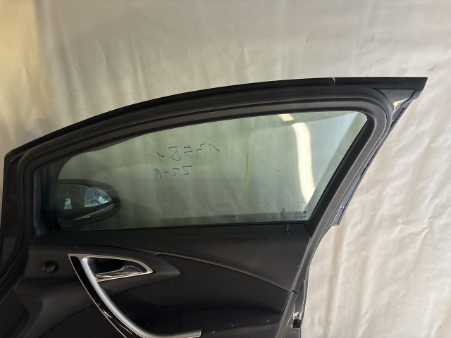 13581 Opel Astra J Jobb első Ajtó Fekete Z20r
