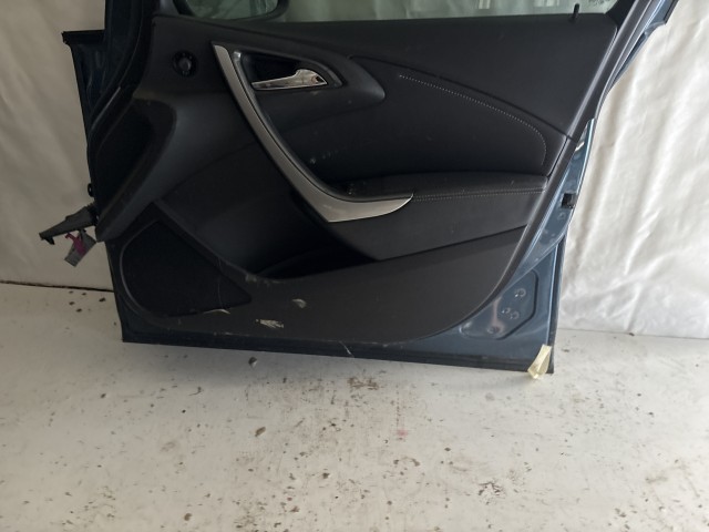 13586 Opel Astra J Jobb első Ajtó Kék Z22s