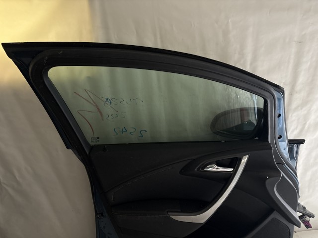 13589 Opel Astra J Bal első Ajtó Használt Kék z22s