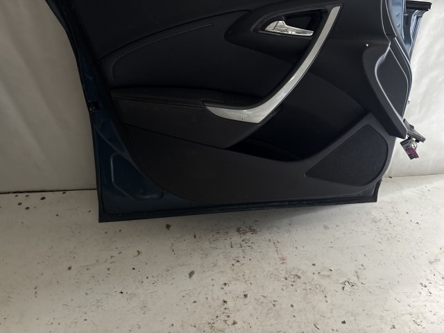 13589 Opel Astra J Bal első Ajtó Használt Kék z22s