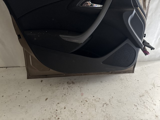 13588 Opel Astra J Bal első Ajtó Barna