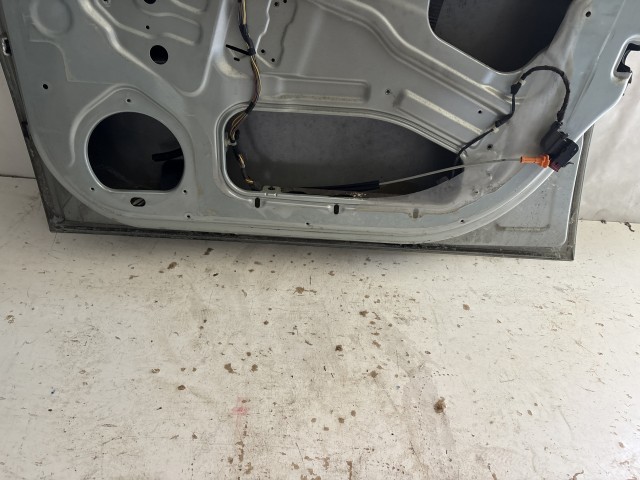 1137 Opel Meriva A Jobb első Ajtó
