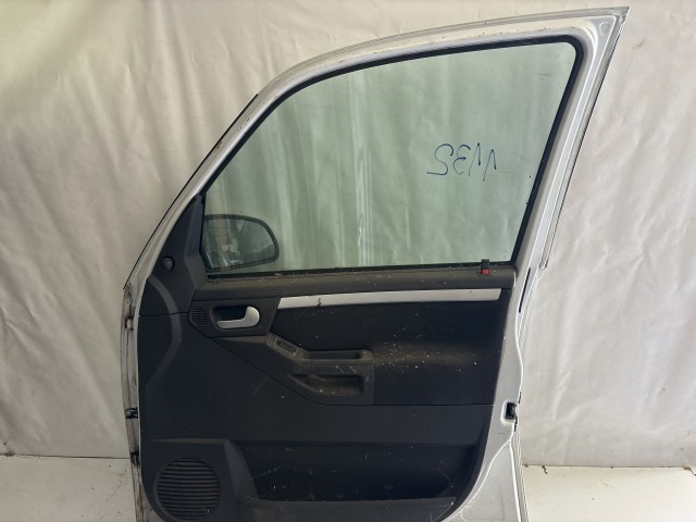 1132 Opel Meriva A Jobb első Ajtó Fehér