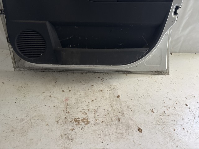 1132 Opel Meriva A Jobb első Ajtó Fehér