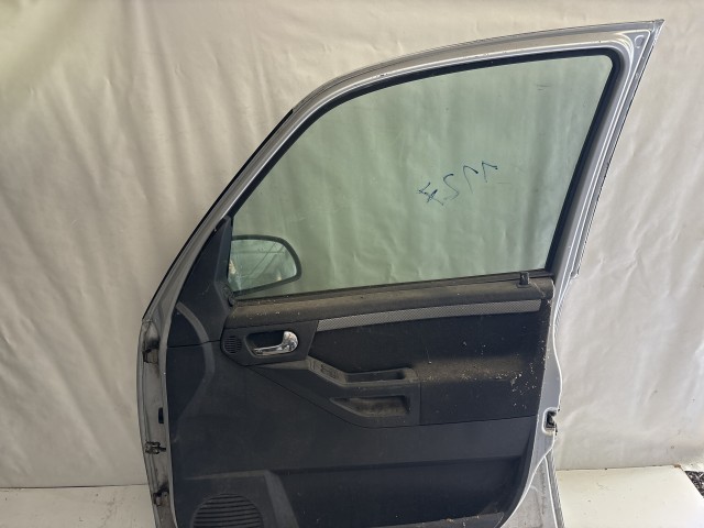 1127 Opel Meriva A Jobb első Ajtó Ezüst Z157