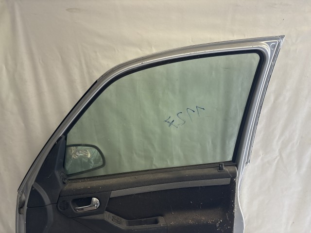 1127 Opel Meriva A Jobb első Ajtó Ezüst Z157