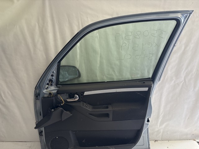 1129 Opel Meriva A 2003-2010 Jobb első Ajtó Használt Z163
