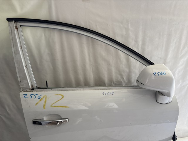 13639 Opel Antara 2006-2015 Jobb első Ajtó Használt Fehér