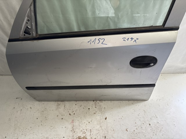 1152 Opel Meriva A Bal első 2003-2010 Ajtó Használt Ezüst Z157