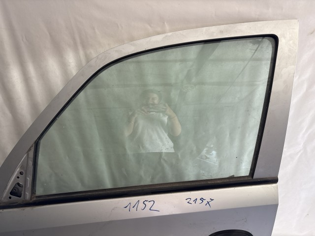 1152 Opel Meriva A Bal első 2003-2010 Ajtó Használt Ezüst Z157