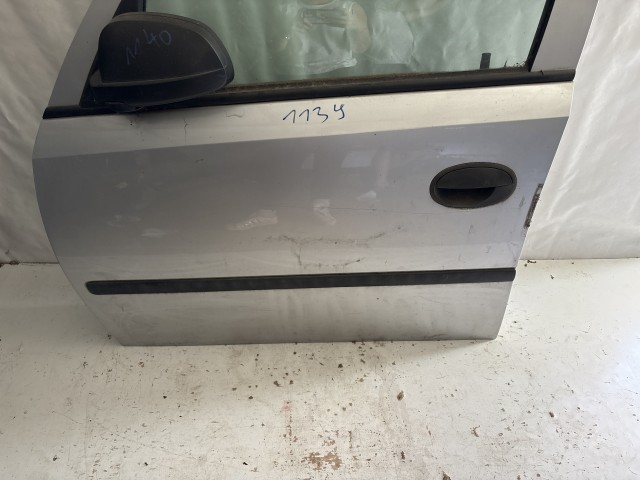 1139 Opel Meriva A 2003-2010 Bal első Ajtó Használt Ezüst Z157