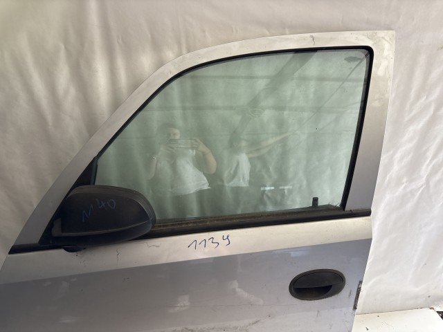 1139 Opel Meriva A 2003-2010 Bal első Ajtó Használt Ezüst Z157