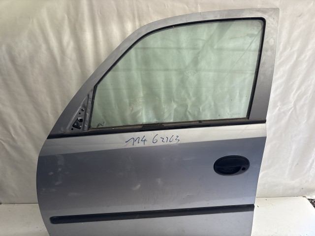 1146 Opel Meriva A 2003-2010 Bal első Ajtó Használt Ezüst Z163