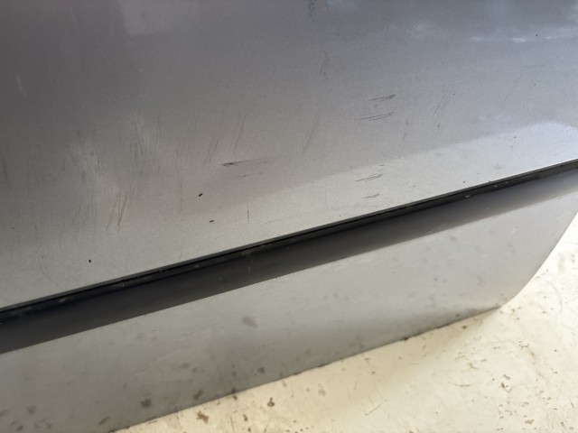 1146 Opel Meriva A 2003-2010 Bal első Ajtó Használt Ezüst Z163