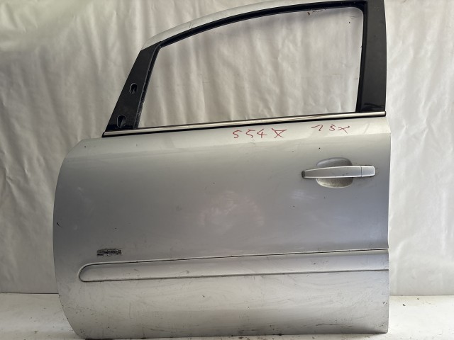 5547 Opel Zafira B Bal első Ajtó Ezüst Z157