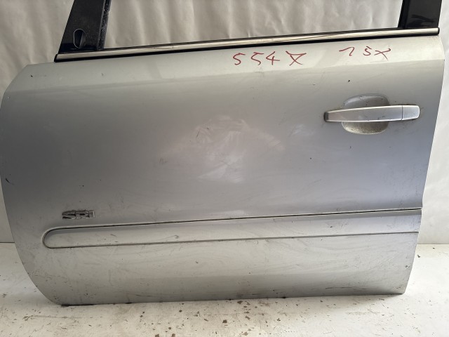 5547 Opel Zafira B Bal első Ajtó Ezüst Z157