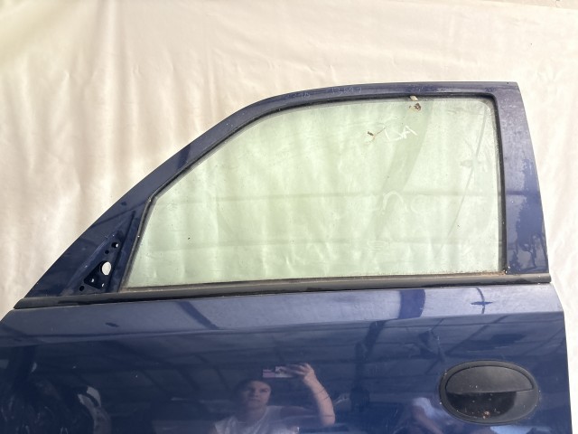 13641 Opel Meriva A 2003-2010 Bal első Ajtó Használt Kék Z21B