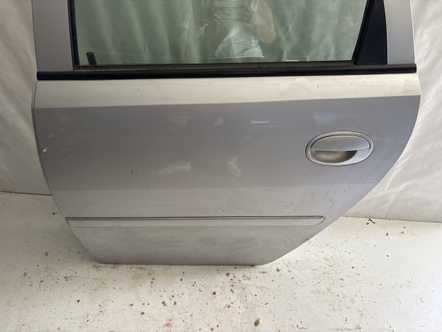 1155 Opel Meriva A 2003-2010 Bal hátsó Ajtó Használt Szürke Z157