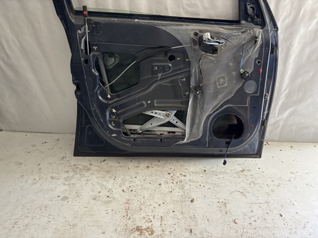 1147 Opel Meriva A 2003-2010 Bal első Ajtó Használt MetroKék Z168