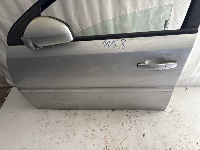 1158 Opel Vectra C 2002-2008 Bal első Ajtó Ezüst Z157