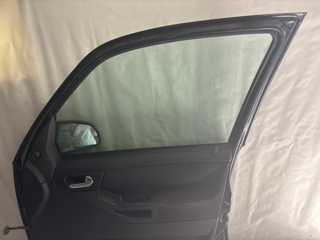 5308 Opel Meriva A 2003-2010 Jobb első Ajtó Használt Fekete Z20r