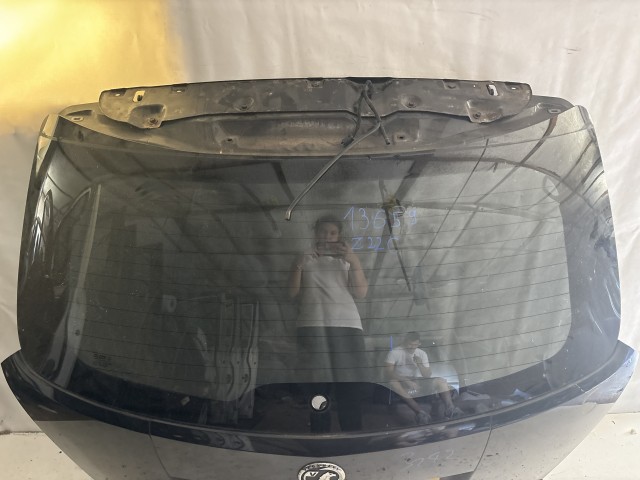 13659 Opel Antara 2006-2015 Csomagtérajtó Használt Fekete Z22c