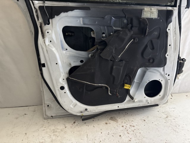 13663 Opel Antara 2006-2015 Bal első Ajtó Fehér