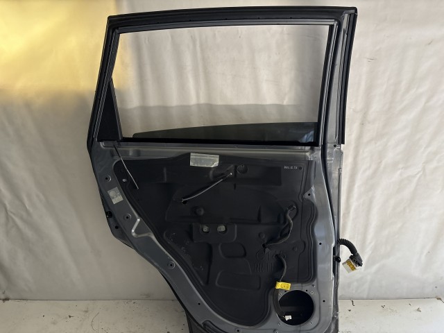 13670 Opel Antara 2006-2015 Bal hátsó Ajtó Szürke