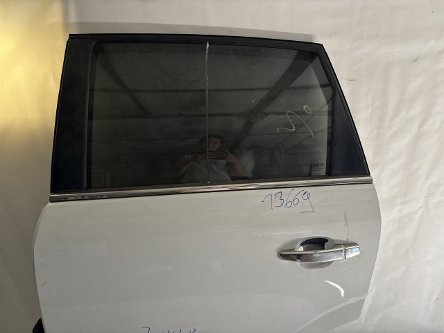 13669 Opel Antara 2006-2015 Bal hátsó Ajtó Fehér