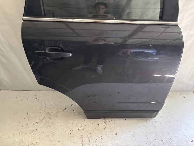 13668 Opel Antara 2006-2015 Jobb hátsó Ajtó Grafit