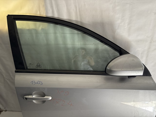 13673 Kia Ceed I. 2006-2009 Jobb első  Ajtó Használt Szürke