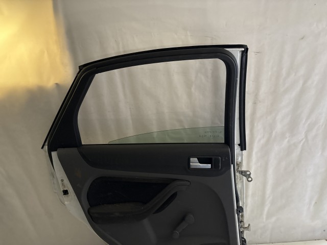 13677 Ford Focus II. 2004-2011 Bal hátsó Ajtó Fehér 5 ajtós