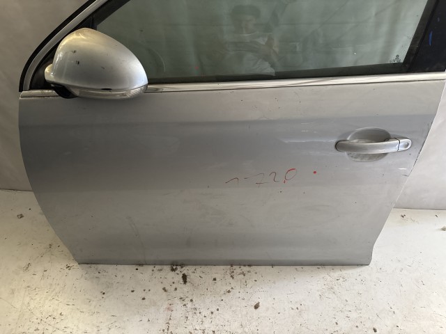 13681 Volkswagen Golf 5 Kombi Bal első Ajtó Ezüst La7w
