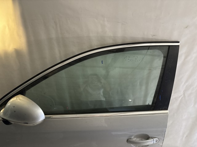 13681 Volkswagen Golf 5 Kombi Bal első Ajtó Ezüst La7w