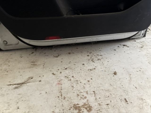 13681 Volkswagen Golf 5 Kombi Bal első Ajtó Ezüst La7w