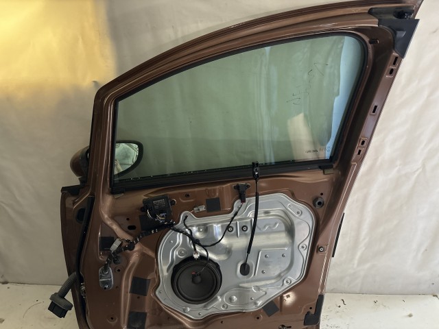 13684 Ford B Max 2012-2017 Jobb első Ajtó Barna