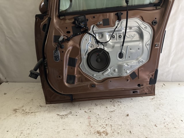 13684 Ford B Max 2012-2017 Jobb első Ajtó Barna
