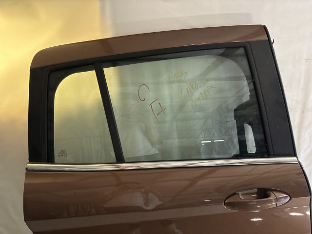 13685 Ford B Max 2012-2017 Jobb hátsó Ajtó Használt Barna